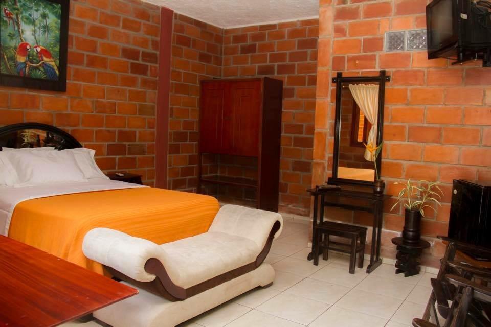 Hosteria Las Heliconias تينا المظهر الخارجي الصورة