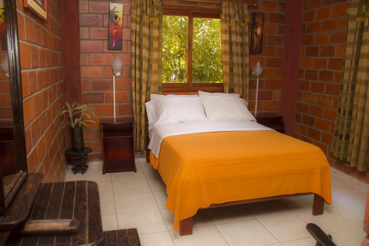 Hosteria Las Heliconias تينا المظهر الخارجي الصورة