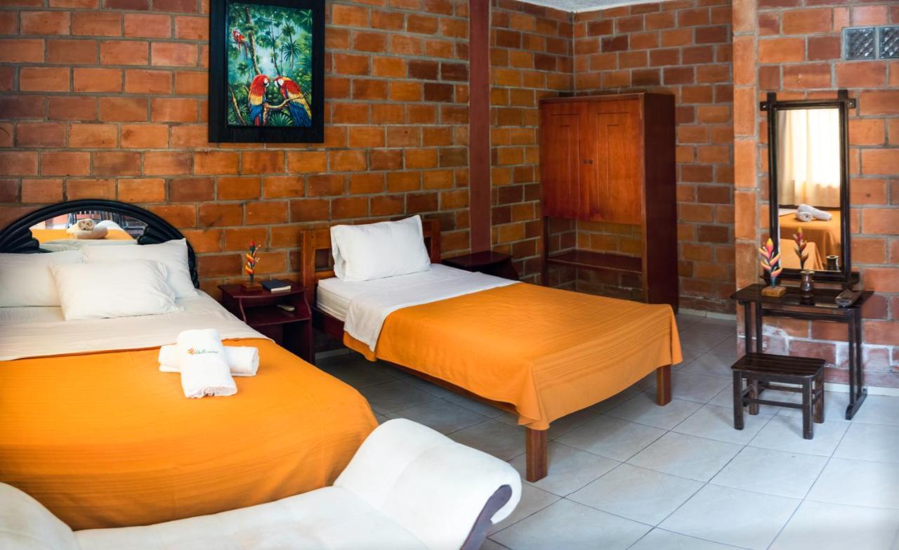 Hosteria Las Heliconias تينا المظهر الخارجي الصورة